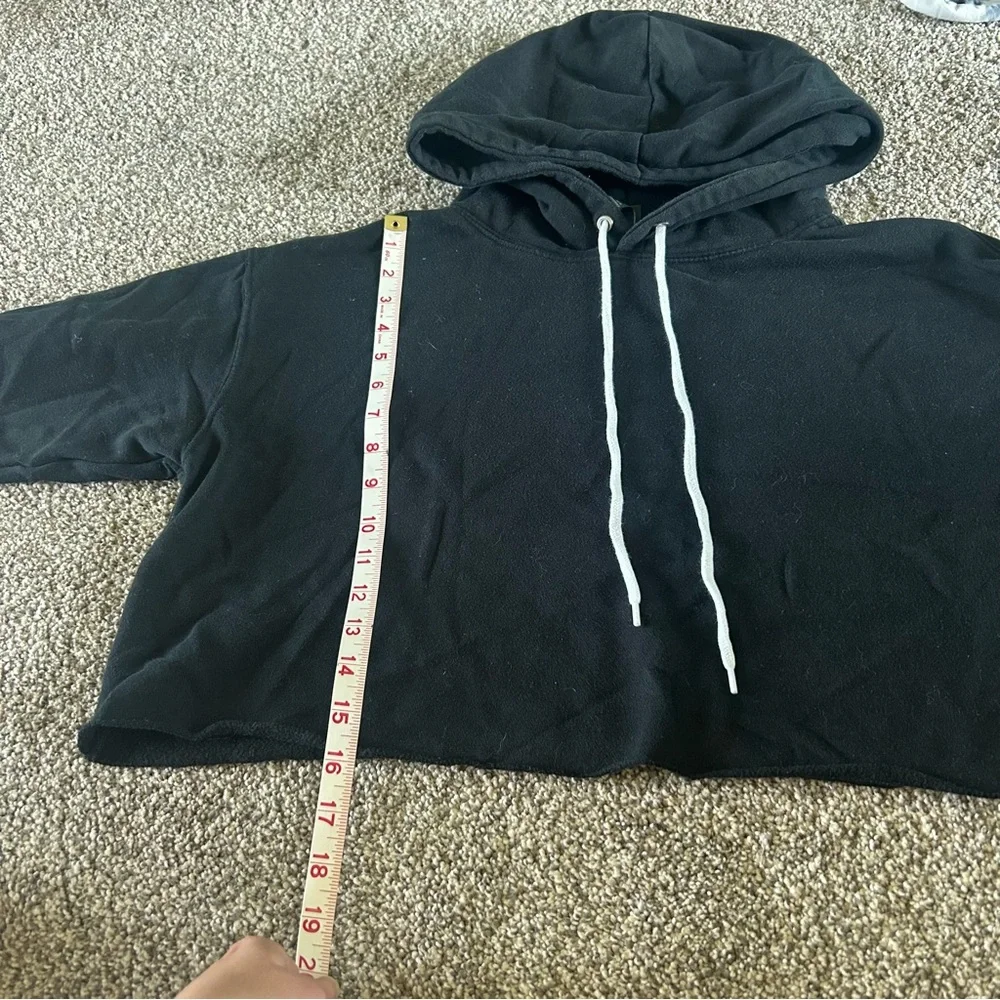 [Wild Fable] Black Cropped Hoodie - Picture 2 of 5